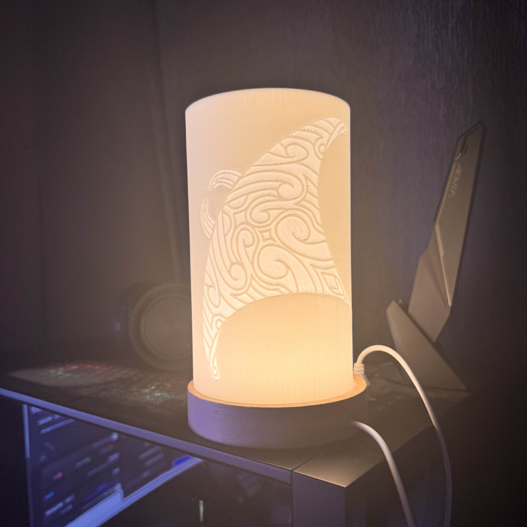 Hauora Lights - Whai Shade Only (Stingray)